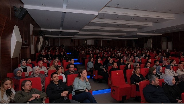 &ldquo;Kadın Sığınağı&rdquo; İlk G&ouml;sterimiyle İzleyiciden Tam Not Aldı