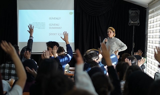 Kadına Y&ouml;nelik Şiddete Karşı M&uuml;cadelede Beylikd&uuml;z&uuml;&rsquo;nde Birlik ve Dayanışma