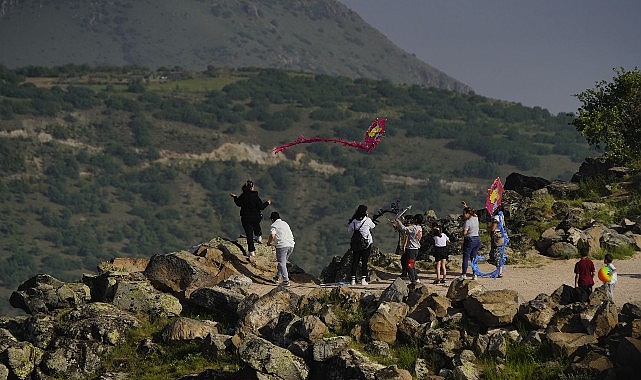 Kahveci Dağı&rsquo;nda Festival Havasında &ldquo;U&ccedil;urtma Şenliği&rdquo;