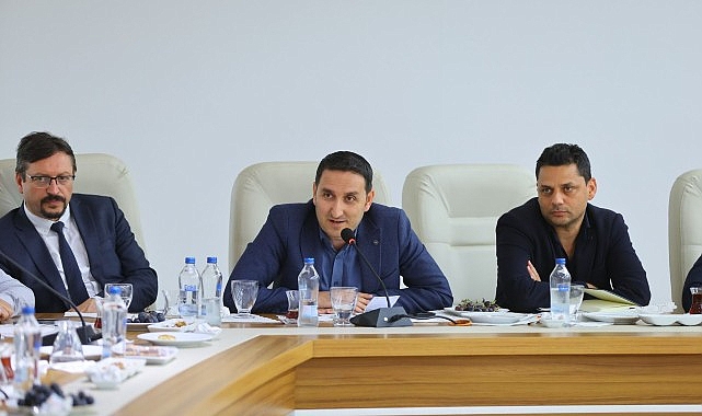 Karabağlar &lsquo;da Bir İlk: Atık Y&ouml;netimi Toplantısı