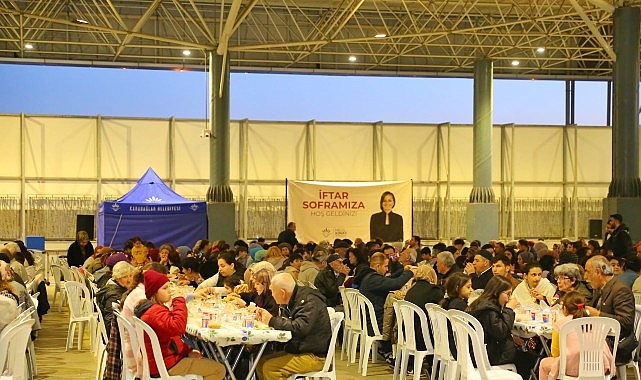 Karabağlar &rsquo;da Ramazan Bereketi Ortak Sofralarda Paylaşılacak
