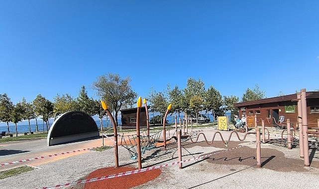 Karam&uuml;rsel Ereğli Aktif Park'ın zemini yenilendi