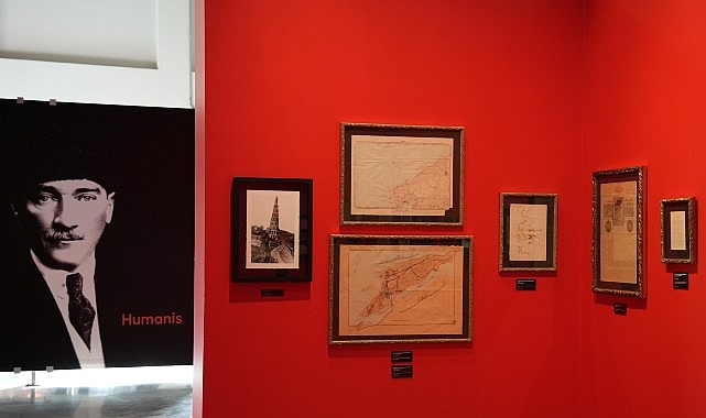 "Karanlıkta Akan Bir Yıldız: Mustafa Kemal Atat&uuml;rk" sergisi İstanbul&rsquo;da a&ccedil;ıldı