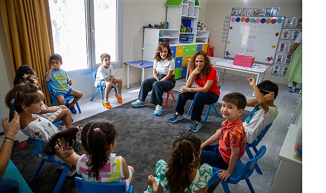 Karşıyaka Belediyesi&rsquo;nden 2 bin &ouml;ğrenciye kırtasiye seti