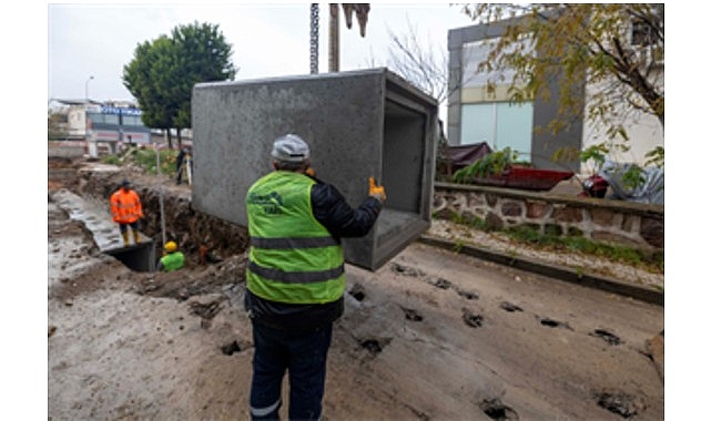 Karşıyaka ve &Ccedil;iğli&rsquo;de taşkınlara karşı 410 milyon liralık dev yatırım