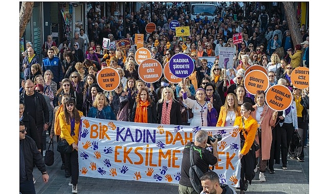 Karşıyaka&rsquo;da 25 Kasım&rsquo;da g&uuml;&ccedil;l&uuml; dayanışma: Şiddete karşı ses &ccedil;ıkar!