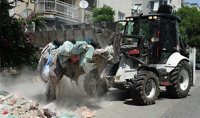 Karşıyaka&rsquo;da sokaklara moloz atanlara 92 bin TL ceza!