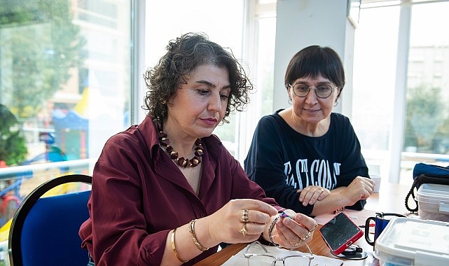 Karşıyaka&rsquo;nın mahalle merkezlerinde eğitim ve &uuml;retim seferberliği