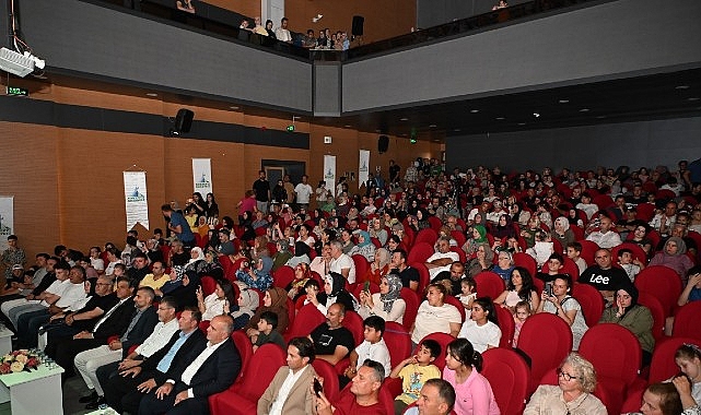 Kartepe Belediyesi Gen&ccedil; Akademi 4. D&ouml;nem Mezunlarını Gururla Uğurladı