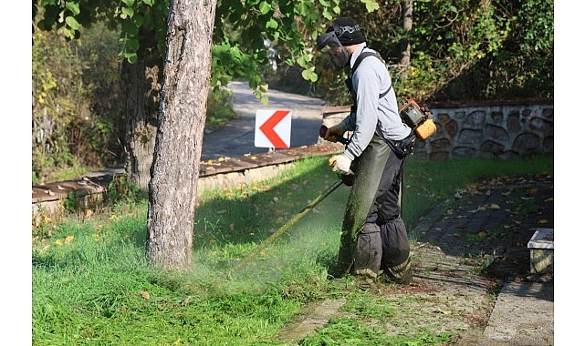 Kartepe Belediyesi Park ve Bah&ccedil;eler M&uuml;d&uuml;rl&uuml;ğ&uuml;&rsquo;nden Yoğun &Ccedil;alışma
