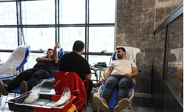 Kartepe Belediyesi&rsquo;nde Kan Bağışı Kampanyası