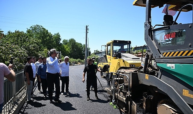 Kartepe İ&ccedil;meler Caddesi&rsquo;nde Asfaltlama &Ccedil;alışmalarını Tamamladı