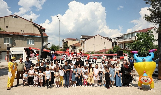 Kartepe&rsquo;de &Ccedil;ocukların Bayram Coşkusu