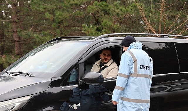Kartepe&rsquo;de Ekiplerden G&uuml;venli S&uuml;r&uuml;ş Bilgilendirmesi