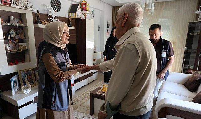 Kartepe&rsquo;de G&ouml;n&uuml;llere Dokunan Bayram Ziyareti
