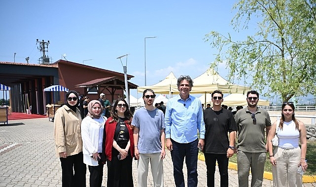 Kartepeli Gen&ccedil;ler Ata Binerek Stres Attı