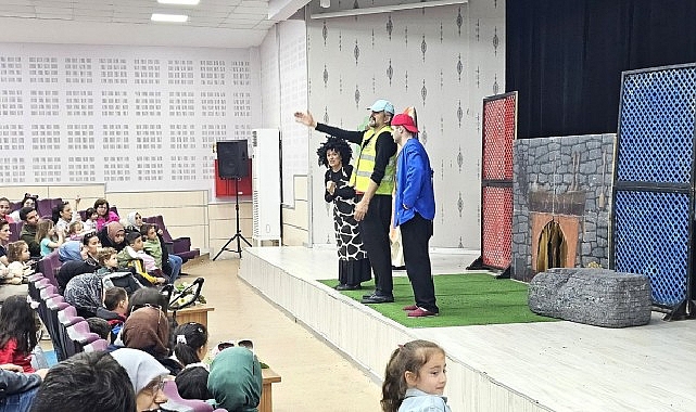 Kartepeli Minikler &ldquo;Bir Buğday M&uuml;zikali&rdquo; İle Şenlendi