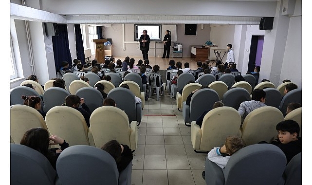 Kartepeli &Ouml;ğrencilere Geri D&ouml;n&uuml;ş&uuml;m Eğitimi