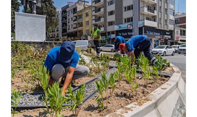 Kavşaklara estetik ve s&uuml;rd&uuml;r&uuml;lebilir dokunuş