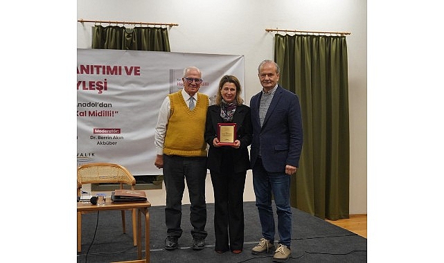 Kemal Anadol&rsquo;dan &ldquo;Hoş&ccedil;a Kal Midilli&rdquo; Ayvalık&rsquo;ta Tanıtıldı
