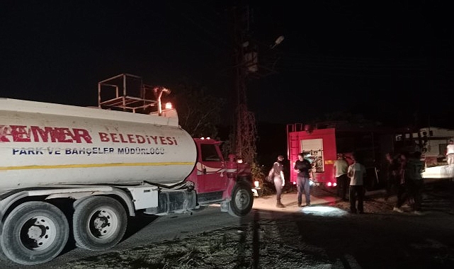 Kemer Belediye ekiplerinden trafo yangınına m&uuml;dahale