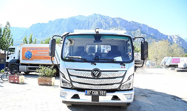 Kemer Belediyesi ara&ccedil; filosu b&uuml;y&uuml;yor