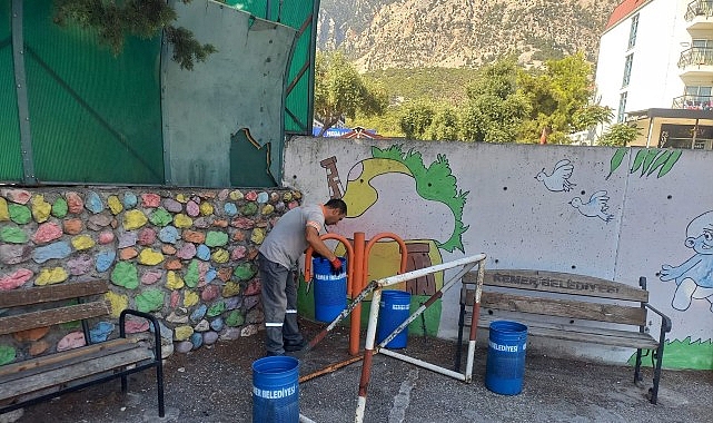 Kemer Belediyesi&rsquo;nden okullarda temizlik &ccedil;alışması