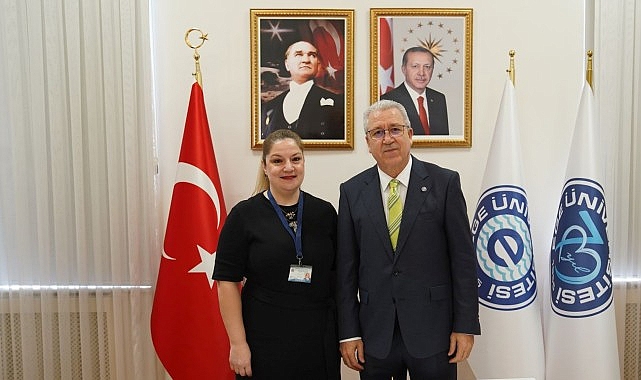 Kemer&rsquo;de &ccedil;&ouml;p konteynerleri dezenfekte ediliyor