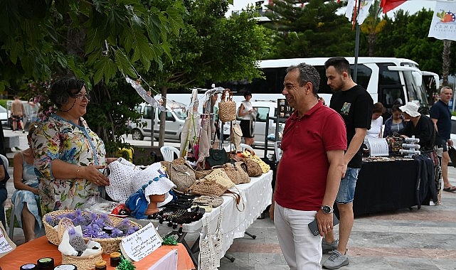 Kemer&rsquo;de yılın ilk &ldquo;&Uuml;reten ev hanımları kermesi&rdquo;