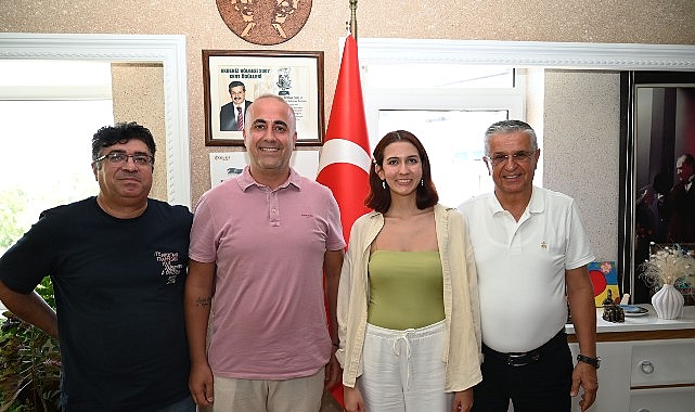 Kemer&rsquo;in gururu &Ouml;zt&uuml;rk&rsquo;ten Başkan Topaloğlu&rsquo;na ziyaret