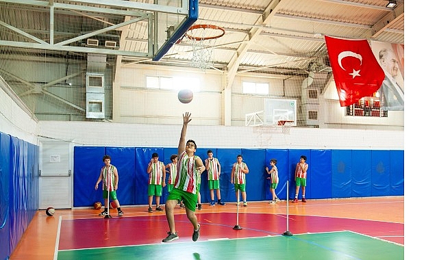 Kış Spor Okulları&rsquo;nda yeni yetenekler yetişiyor