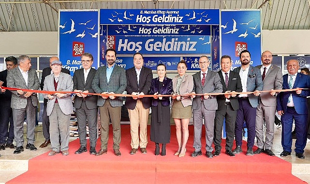 Kitap Fuarı, Kapılarını Kitapseverlere A&ccedil;tı