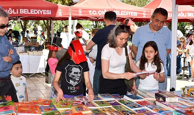 Kitapların B&uuml;y&uuml;l&uuml; D&uuml;nyasına Yolculuk &Ccedil;iğli&rsquo;de S&uuml;r&uuml;yor