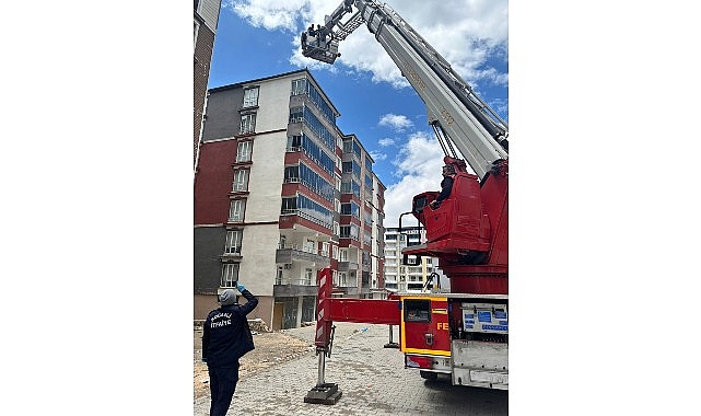 Kocaeli İtfaiyesi, tecr&uuml;besini Besni İtfaiyesi ile paylaştı
