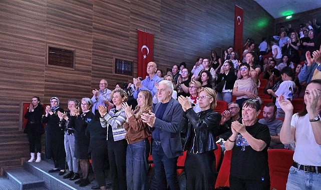 Konak Ata&rsquo;sını duygu dolu oratoryo ile andı
