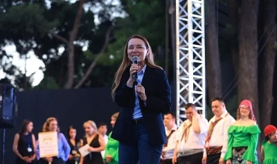 Konak&rsquo;ın Halk Oyunları Şenliği 20. yıl gururu yaşattı