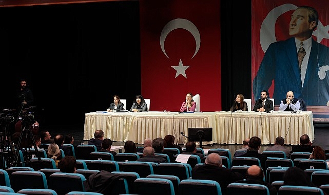 Konak Meclisi&rsquo;nde g&uuml;ndem kentsel d&ouml;n&uuml;ş&uuml;m