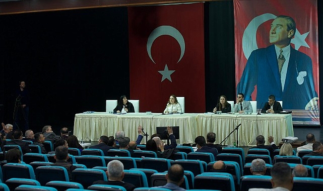 Konak Meclisi&rsquo;nden ruhsat &uuml;cretlerine d&uuml;zenleme hamlesi