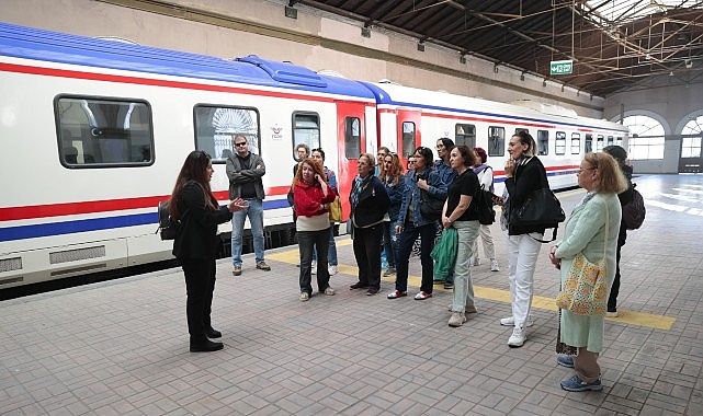 Konak Tarih Gezileri&rsquo;nde yeni d&ouml;nem başlıyor