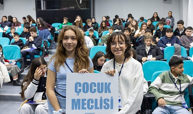 Konak&rsquo;ın &Ccedil;ocuk Meclisi&rsquo;nde se&ccedil;im heyecanı
