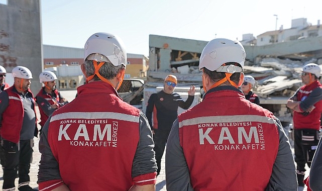 ​Konak&rsquo;ın hayat kurtaracak timi sahaya indi