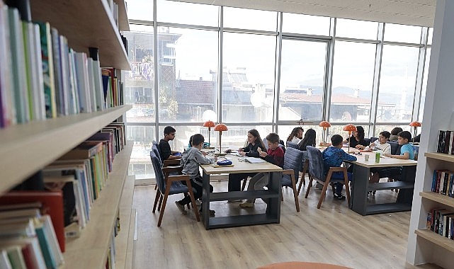 ​Konaklı &ouml;ğrenciler Cumhuriyet K&uuml;t&uuml;phanelerini &ccedil;ok sevdi