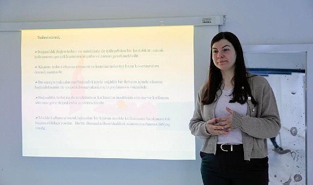 Konak&rsquo;ta bağımlılık ile m&uuml;cadele eğitimleri devam ediyor