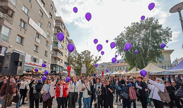 Konak&rsquo;ta kadın emeği ve dayanışmasına festival gibi kutlama