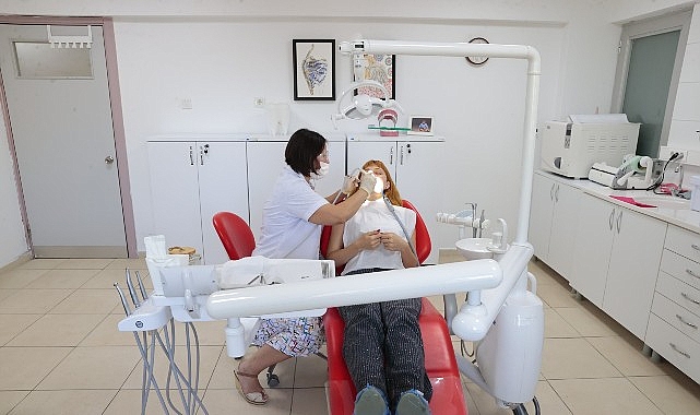 ​Konak&rsquo;ta y&uuml;zler sağlıkla g&uuml;l&uuml;yor