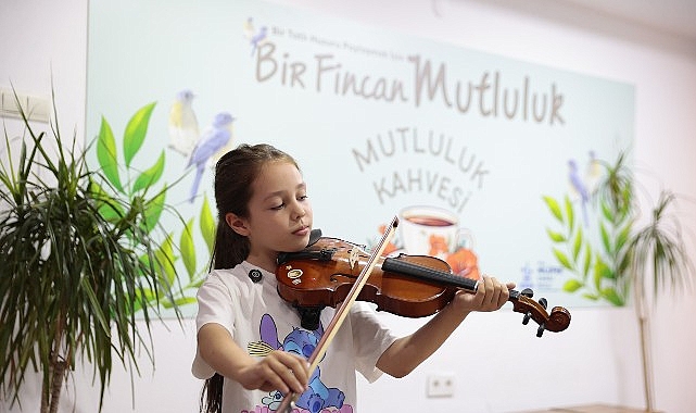 Konak&rsquo;tan T&uuml;rkiye&rsquo;ye &ouml;rnek hizmet: 1 yılda 8 &lsquo;mutluluk&rsquo; şubesi