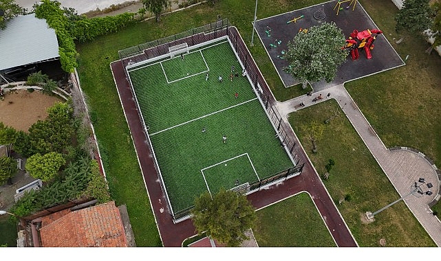 Konak&rsquo;tan Yenidoğan Parkı&rsquo;na modern saha
