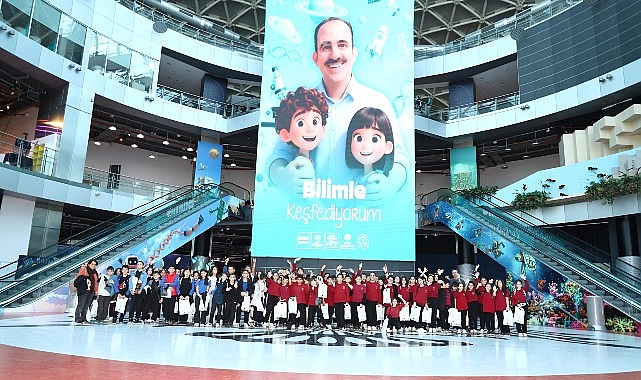 Konya B&uuml;y&uuml;kşehir, 28 İl&ccedil;eden 13 Bin &Ouml;ğrenciyi Bilimle Buluşturuyor