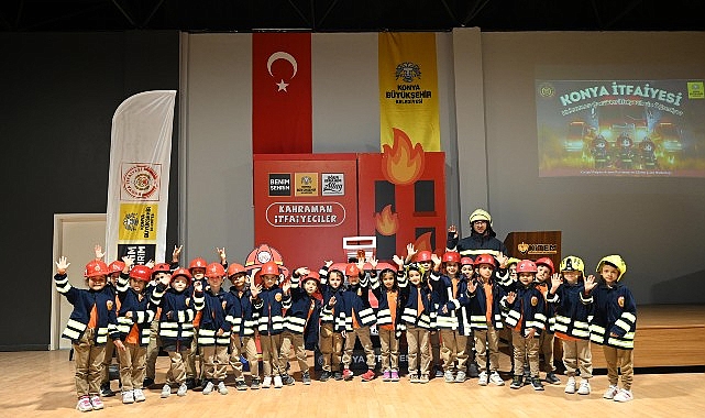 Konya B&uuml;y&uuml;kşehir 31 İl&ccedil;edeki T&uuml;m 1. Sınıf &Ouml;ğrencilerine İtfaiye Bilinci Kazandırıyor