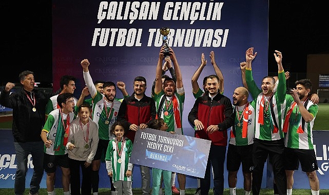 Konya B&uuml;y&uuml;kşehir &Ccedil;alışan Gen&ccedil;lik Turnuvası&rsquo;nda Dostluk Kazandı